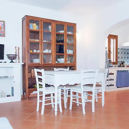Petrosa, Pescoluse בית נופש